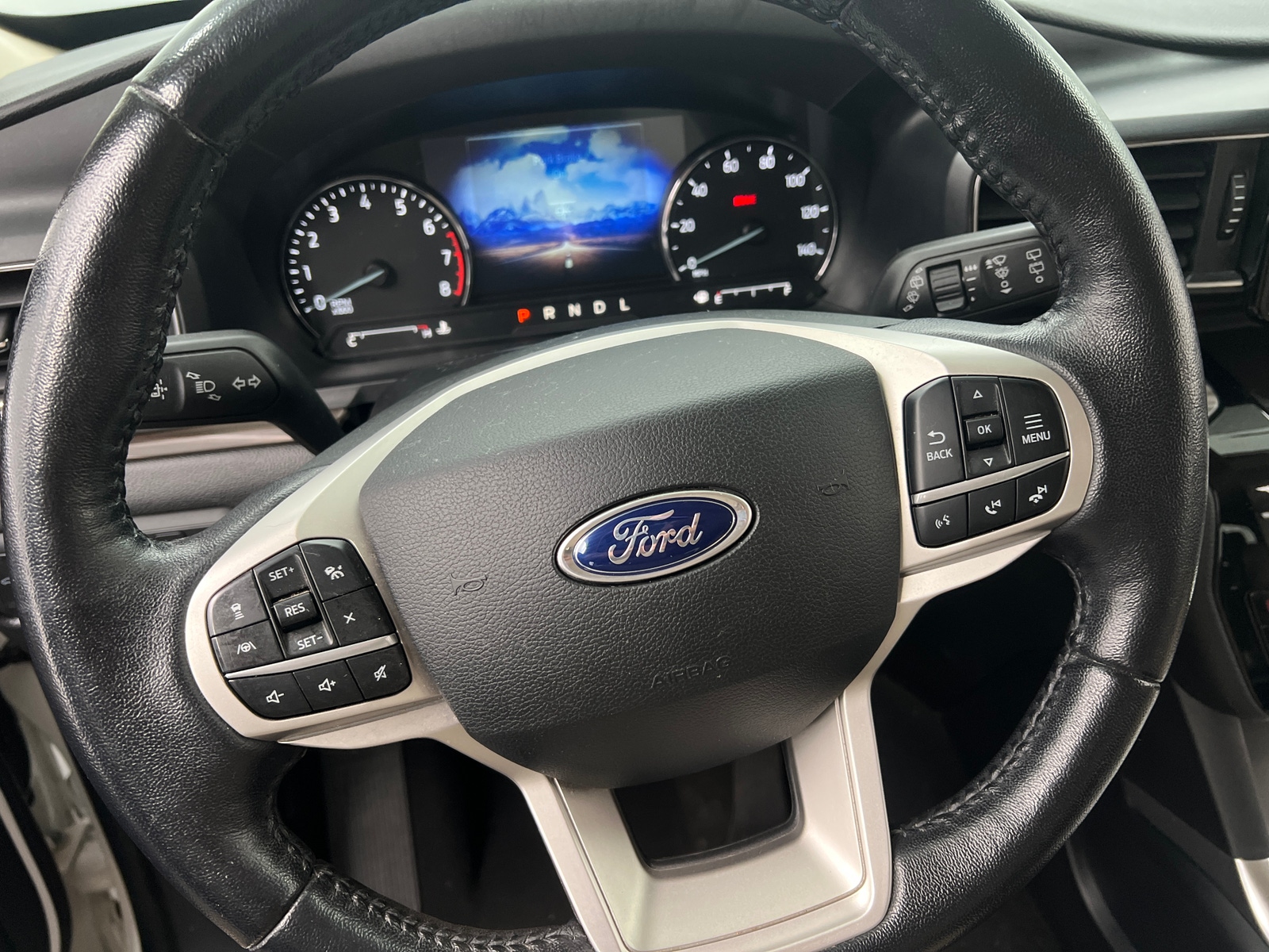 Thumbnail: 2021 Ford Explorer - 4