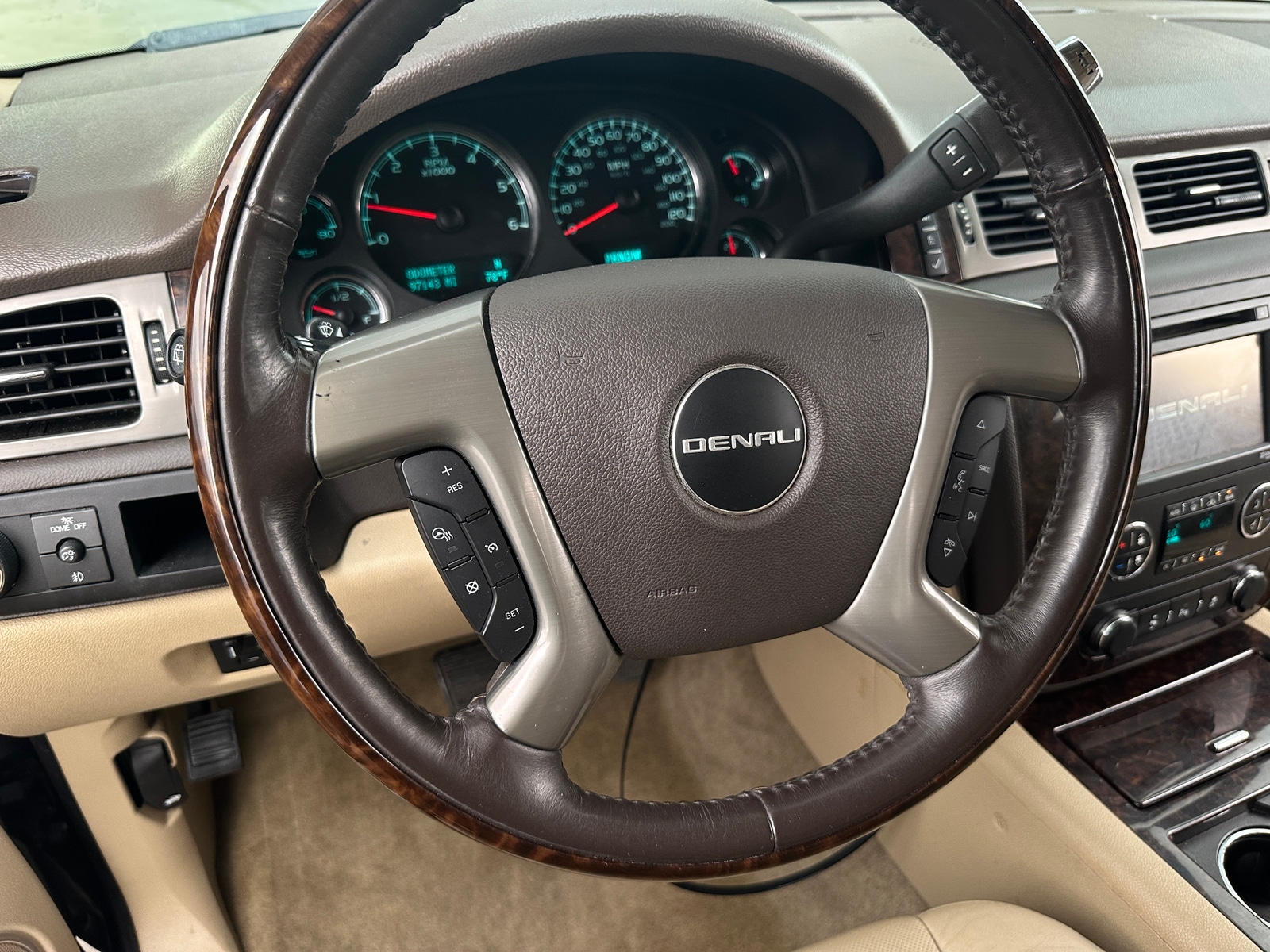 Thumbnail: 2013 GMC Yukon - 4