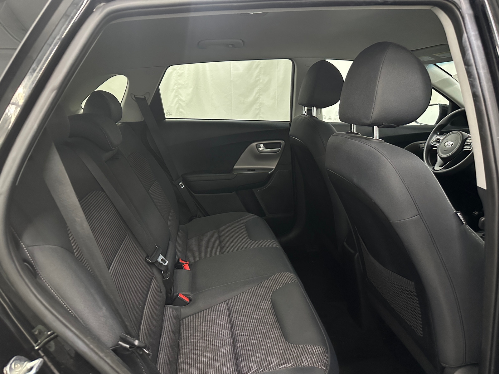 Thumbnail: 2019 Kia Niro - 6