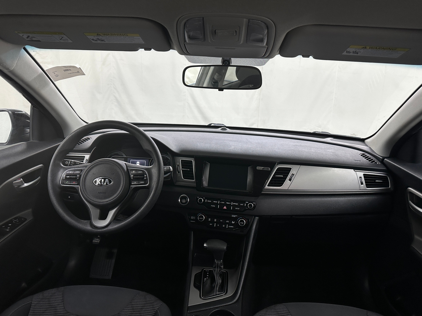 Thumbnail: 2019 Kia Niro - 3