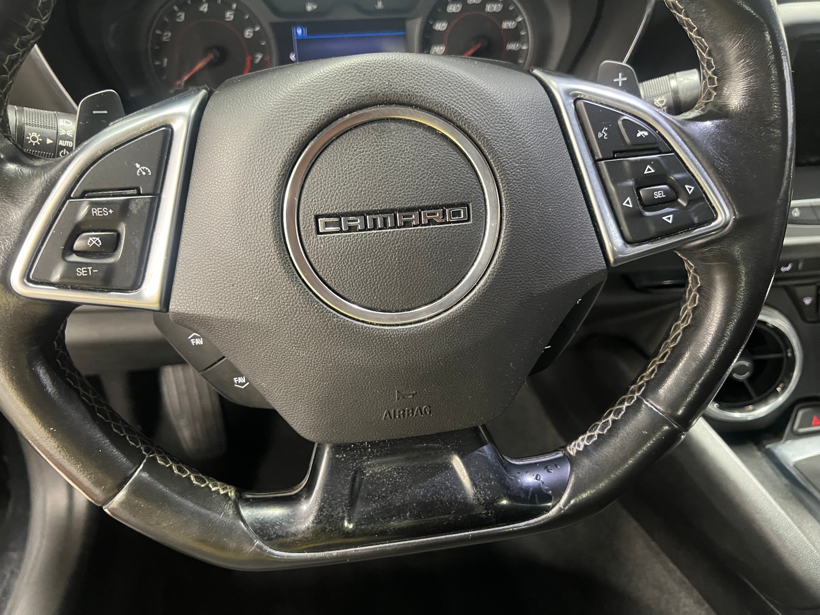 Thumbnail: 2019 Chevrolet Camaro - 5