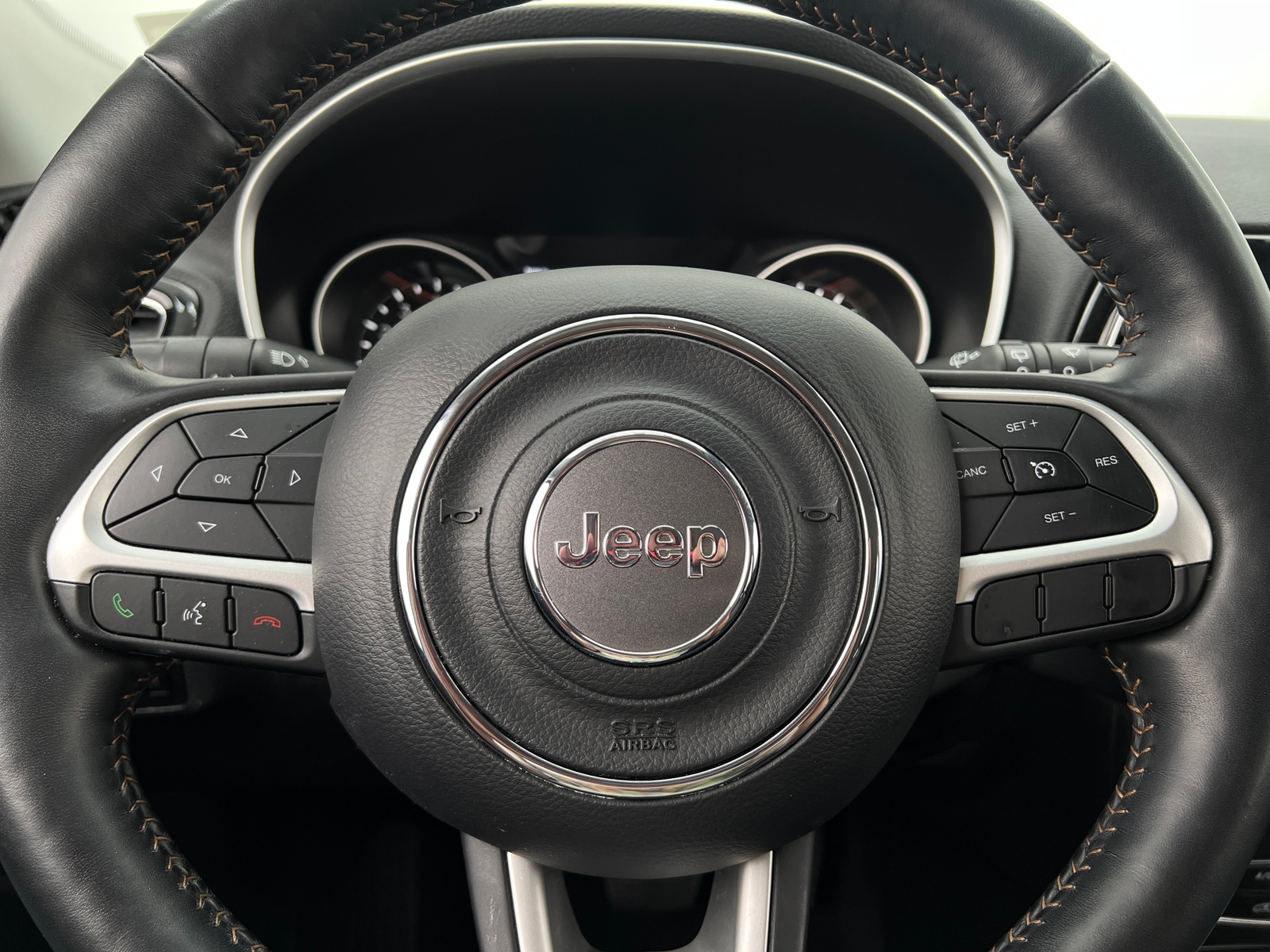 Thumbnail: 2018 Jeep Compass - 4
