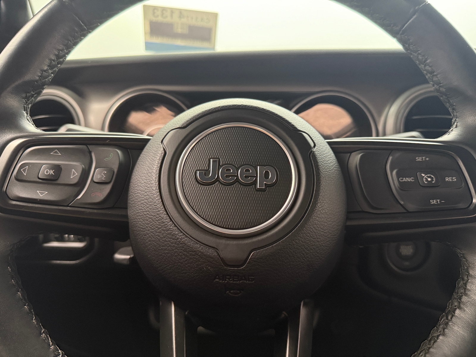 Thumbnail: 2022 Jeep Gladiator - 5