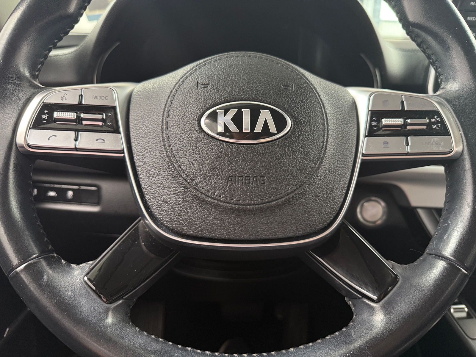 Thumbnail: 2020 Kia Telluride - 4