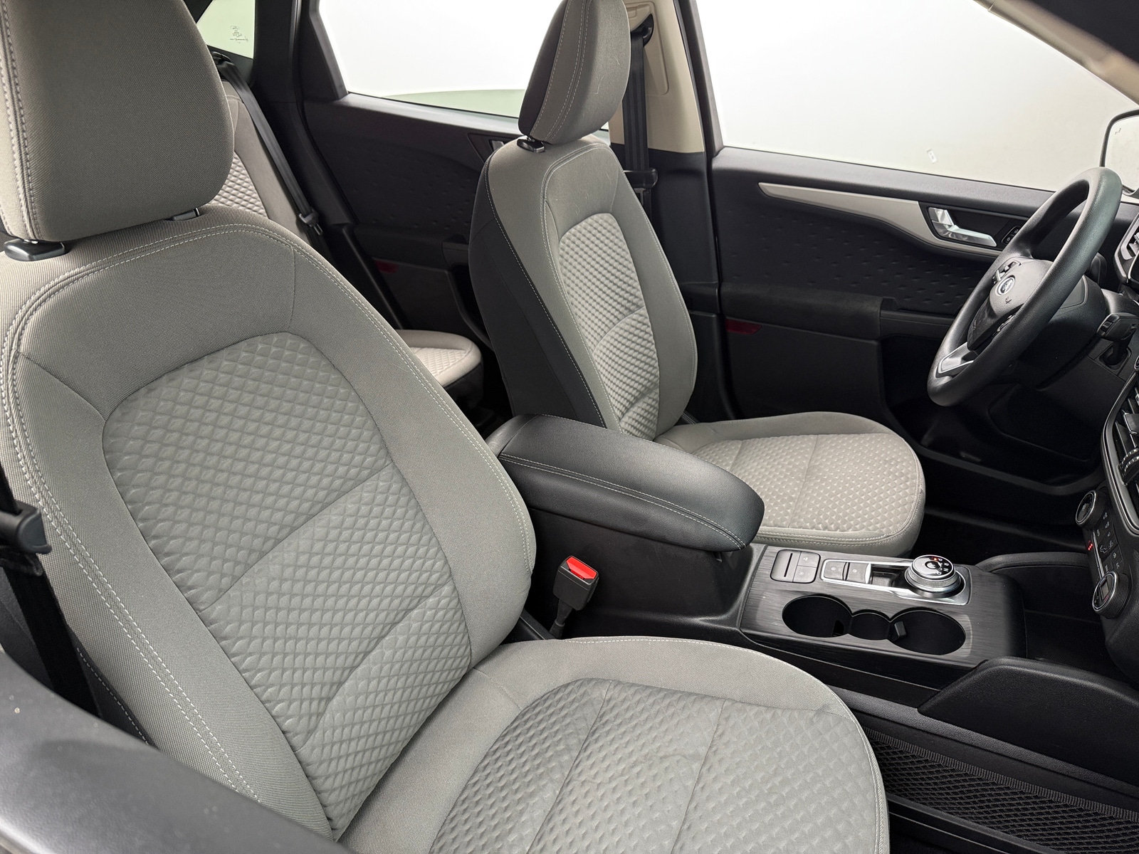 Thumbnail: 2020 Ford Escape - 2
