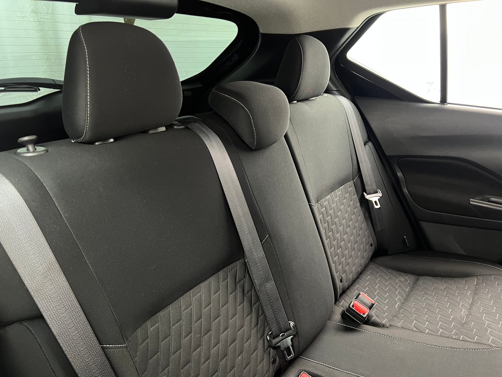 Thumbnail: 2021 Nissan Kicks - 6
