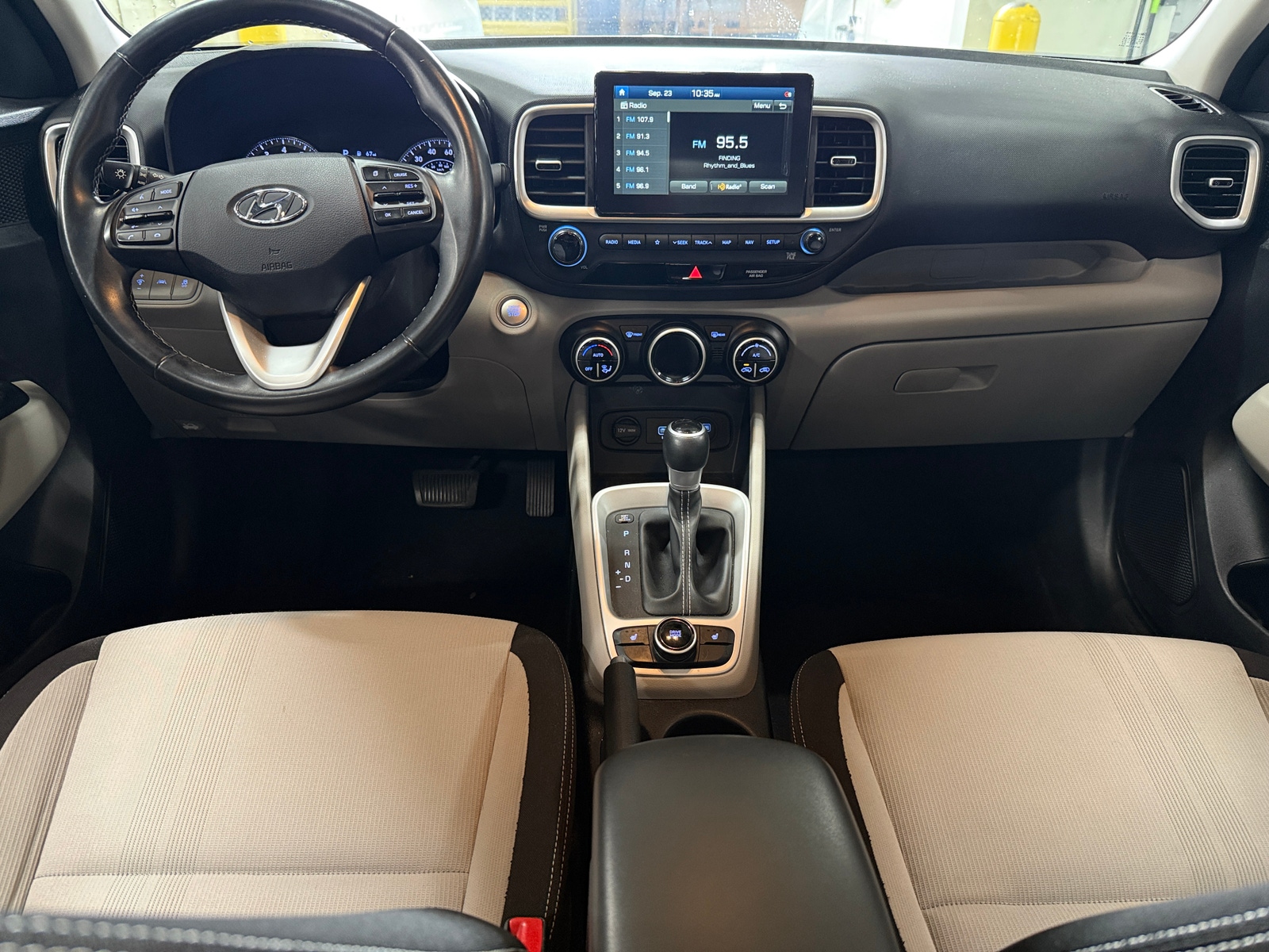 Thumbnail: 2020 Hyundai Venue - 3