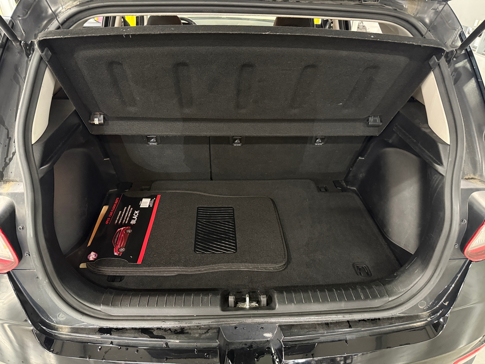 Thumbnail: 2020 Hyundai Venue - 7