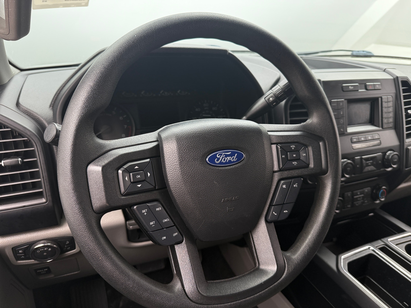Thumbnail: 2018 Ford Econoline - 4