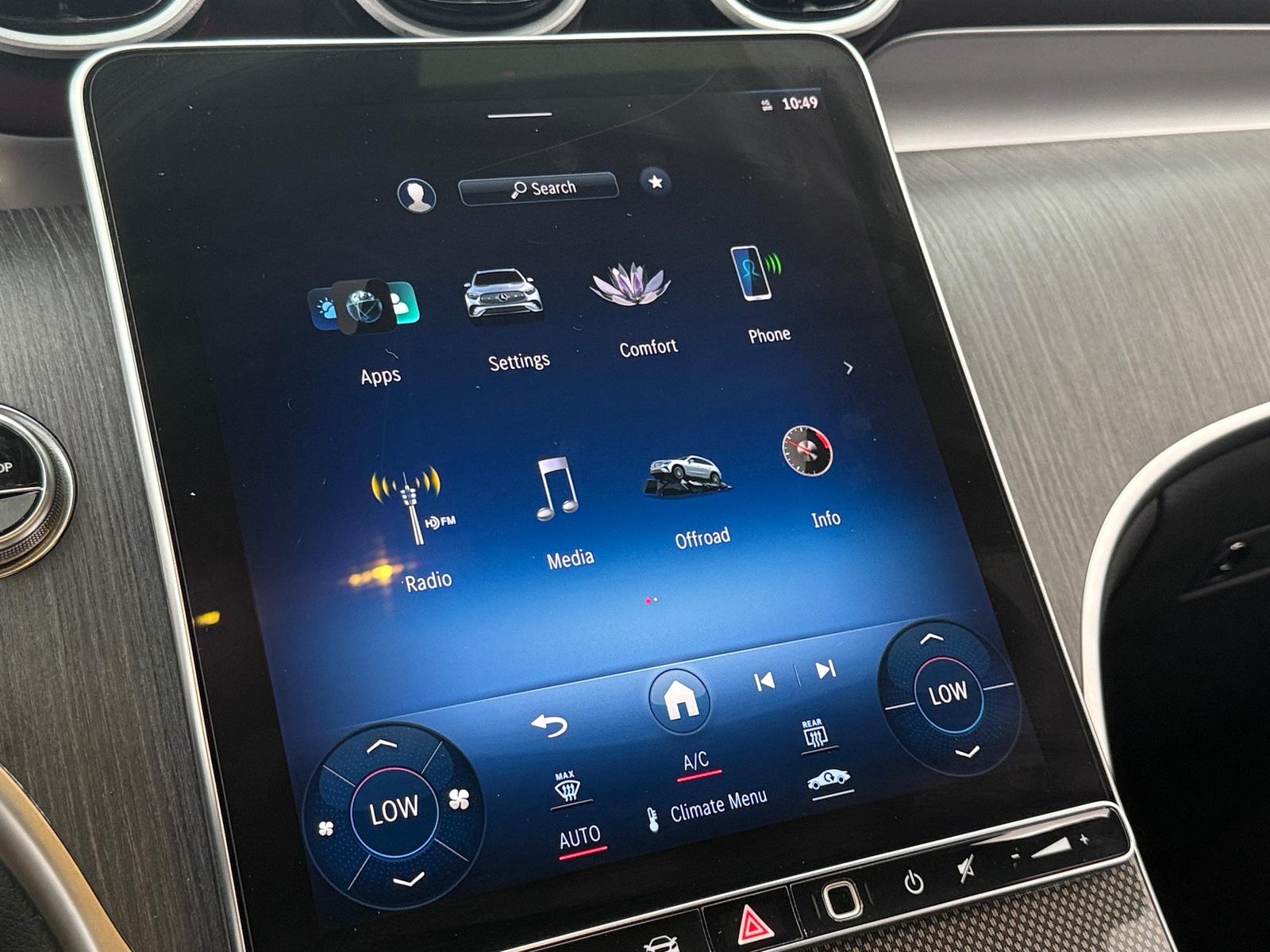 Thumbnail: 2024 Mercedes-Benz GLC - 3