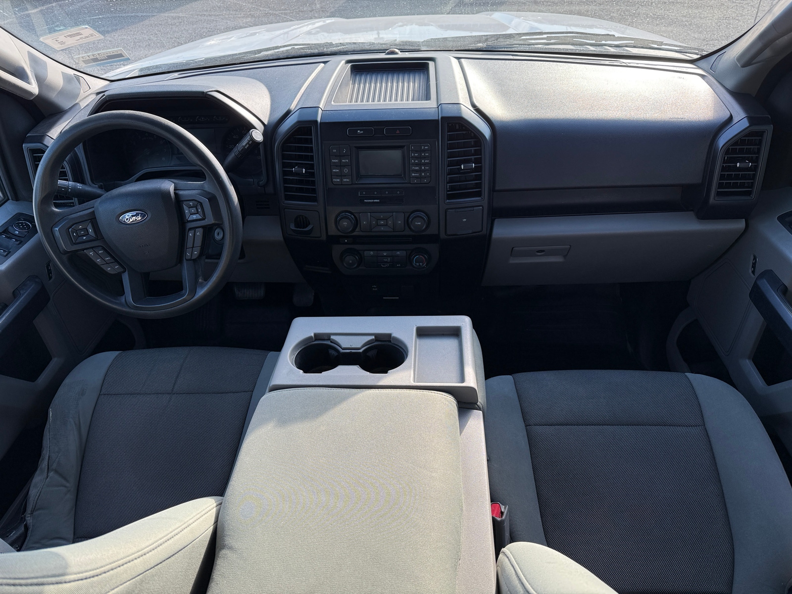 Thumbnail: 2016 Ford Econoline - 3