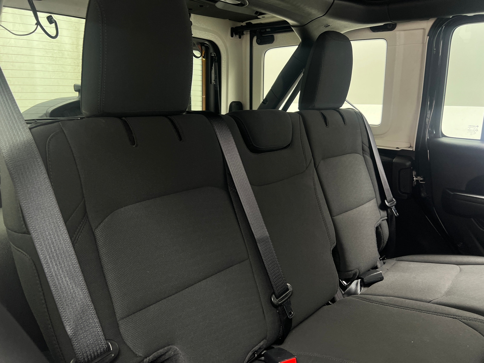 Thumbnail: 2021 Jeep Wrangler - 6