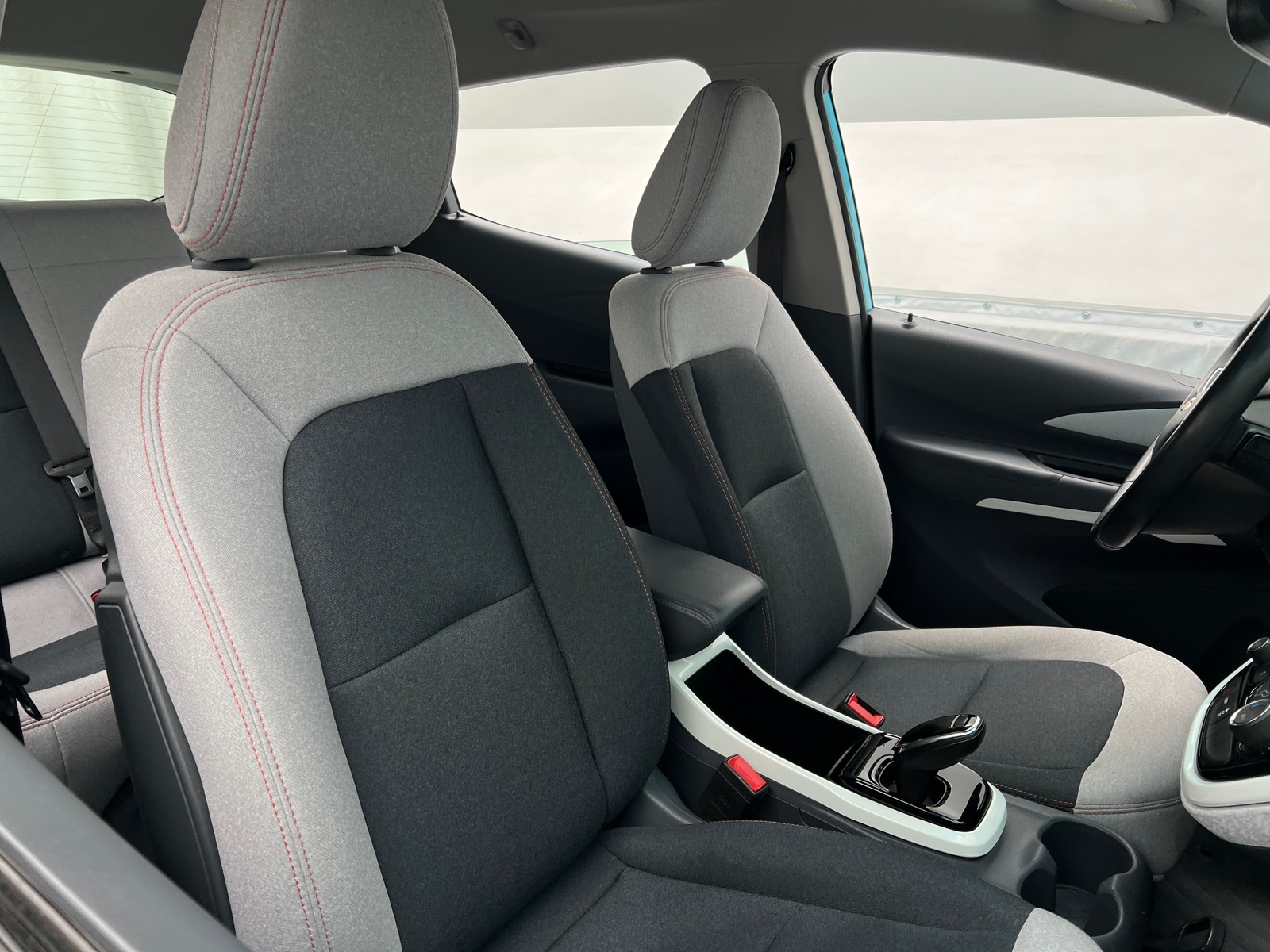 Thumbnail: 2020 Chevrolet Bolt EV - 2
