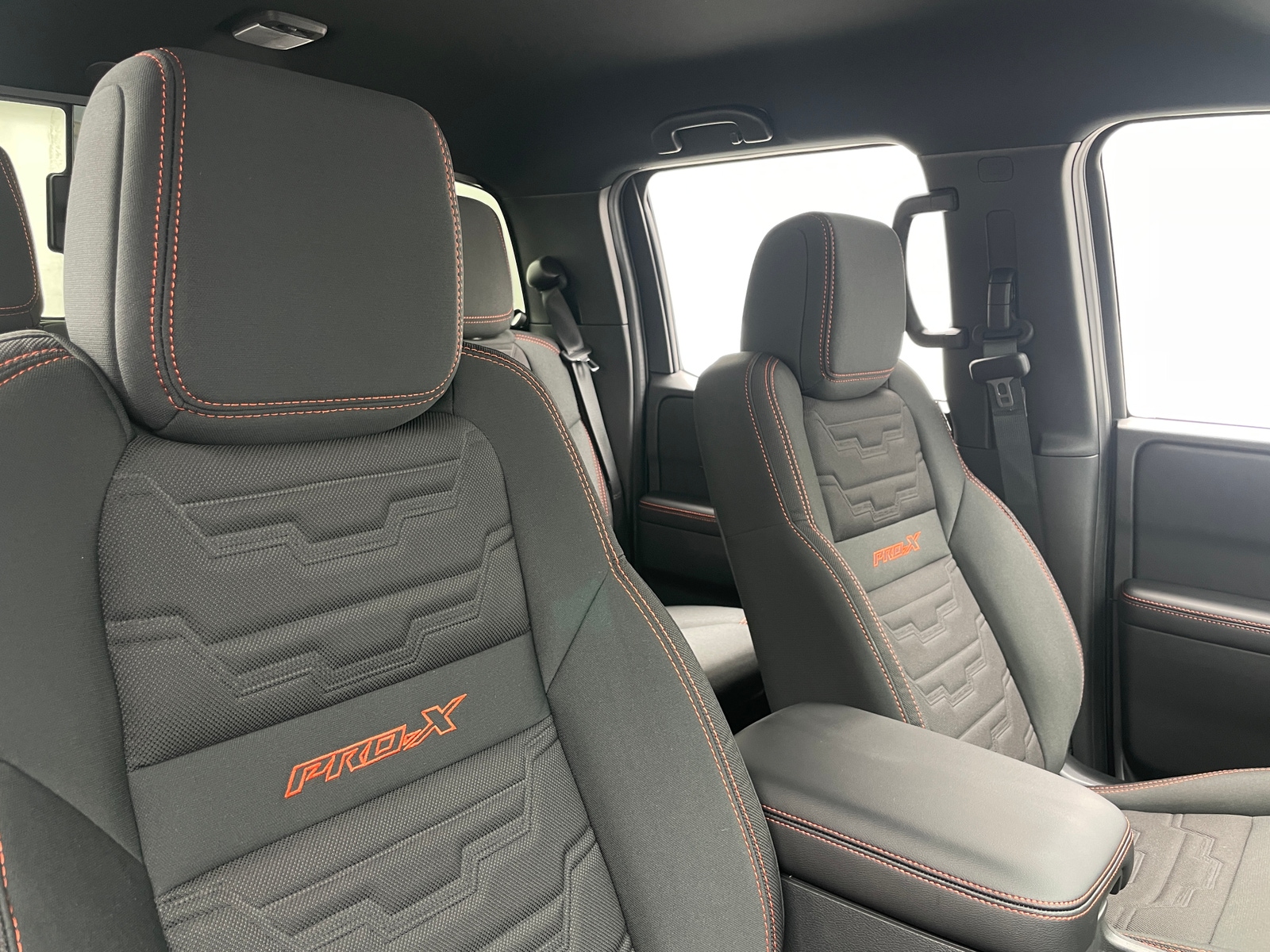 Thumbnail: 2025 Nissan Frontier - 2