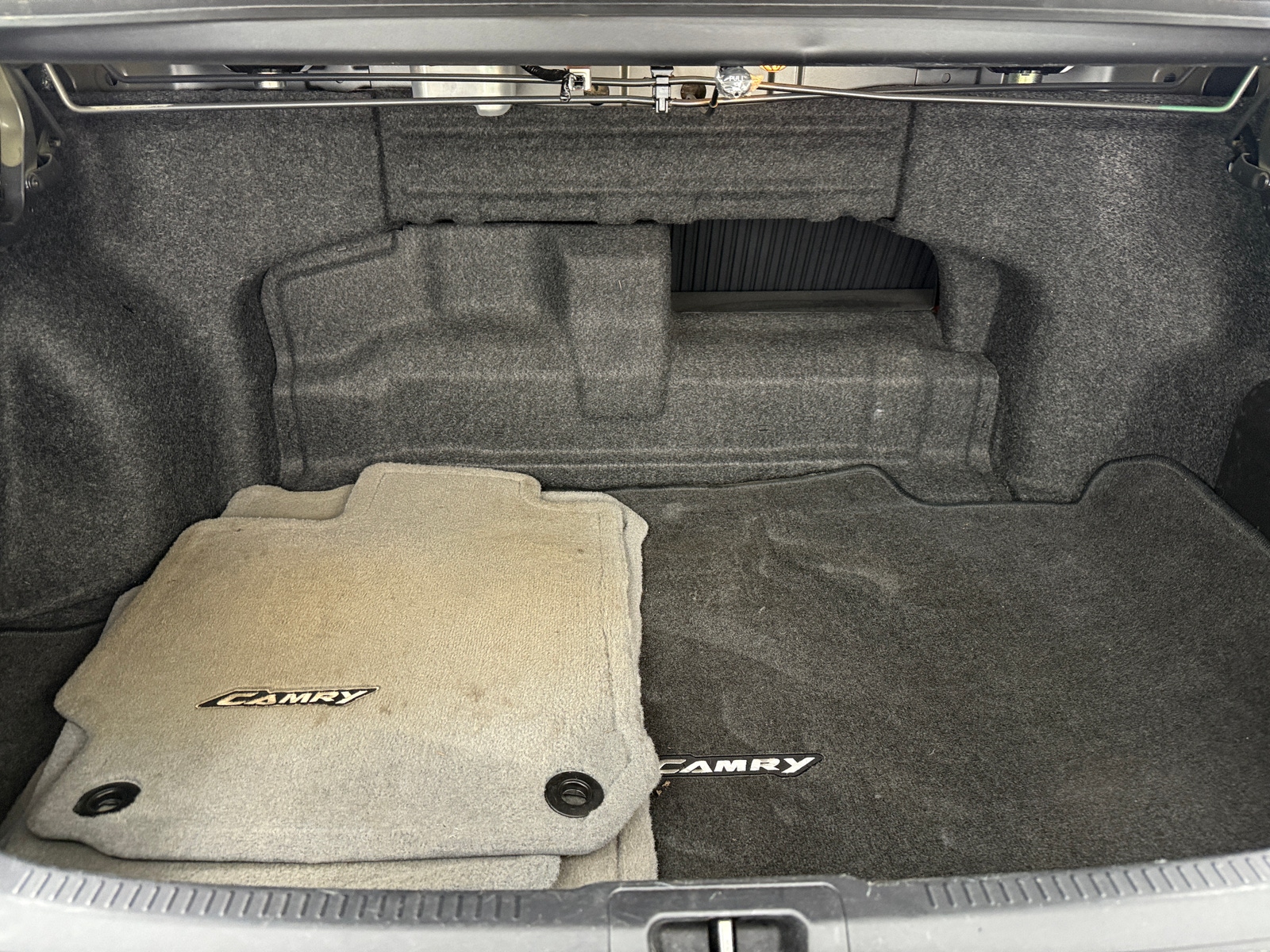 Thumbnail: 2012 Toyota Camry - 7