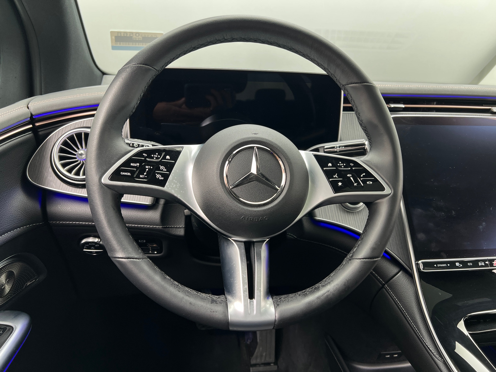 Thumbnail: 2025 Mercedes-Benz EQE - 4