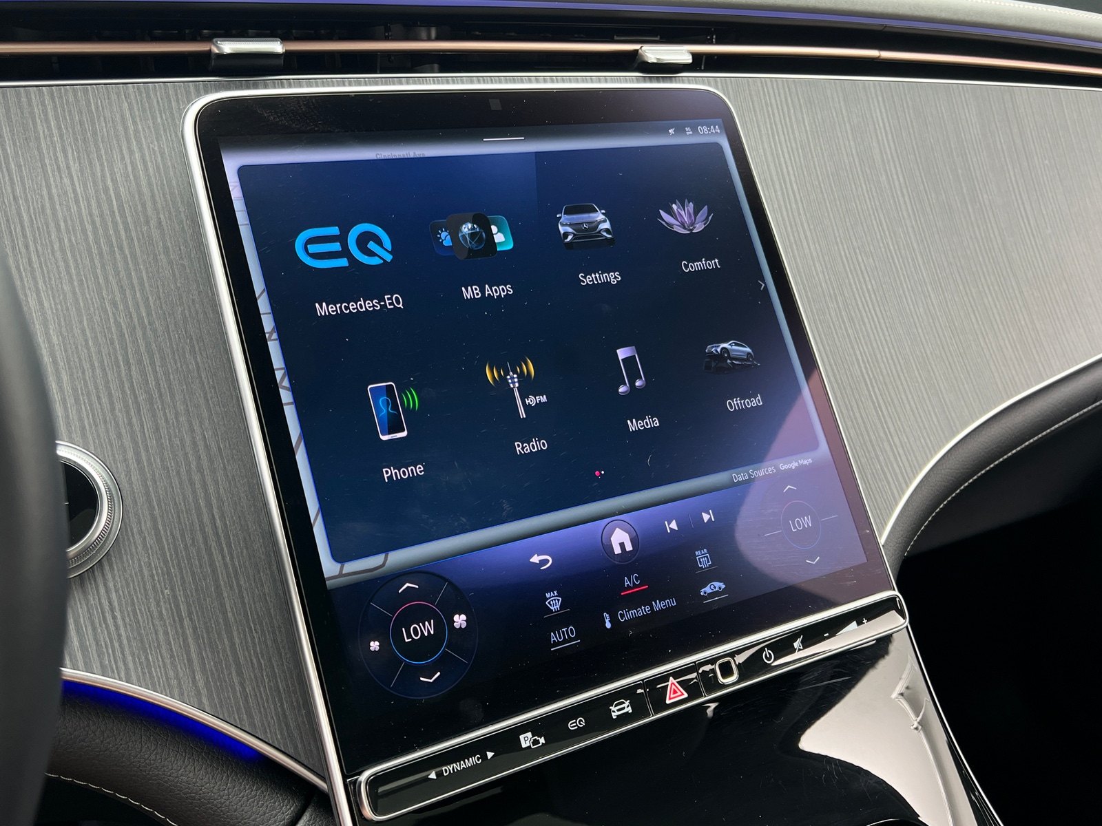 Thumbnail: 2025 Mercedes-Benz EQE - 3