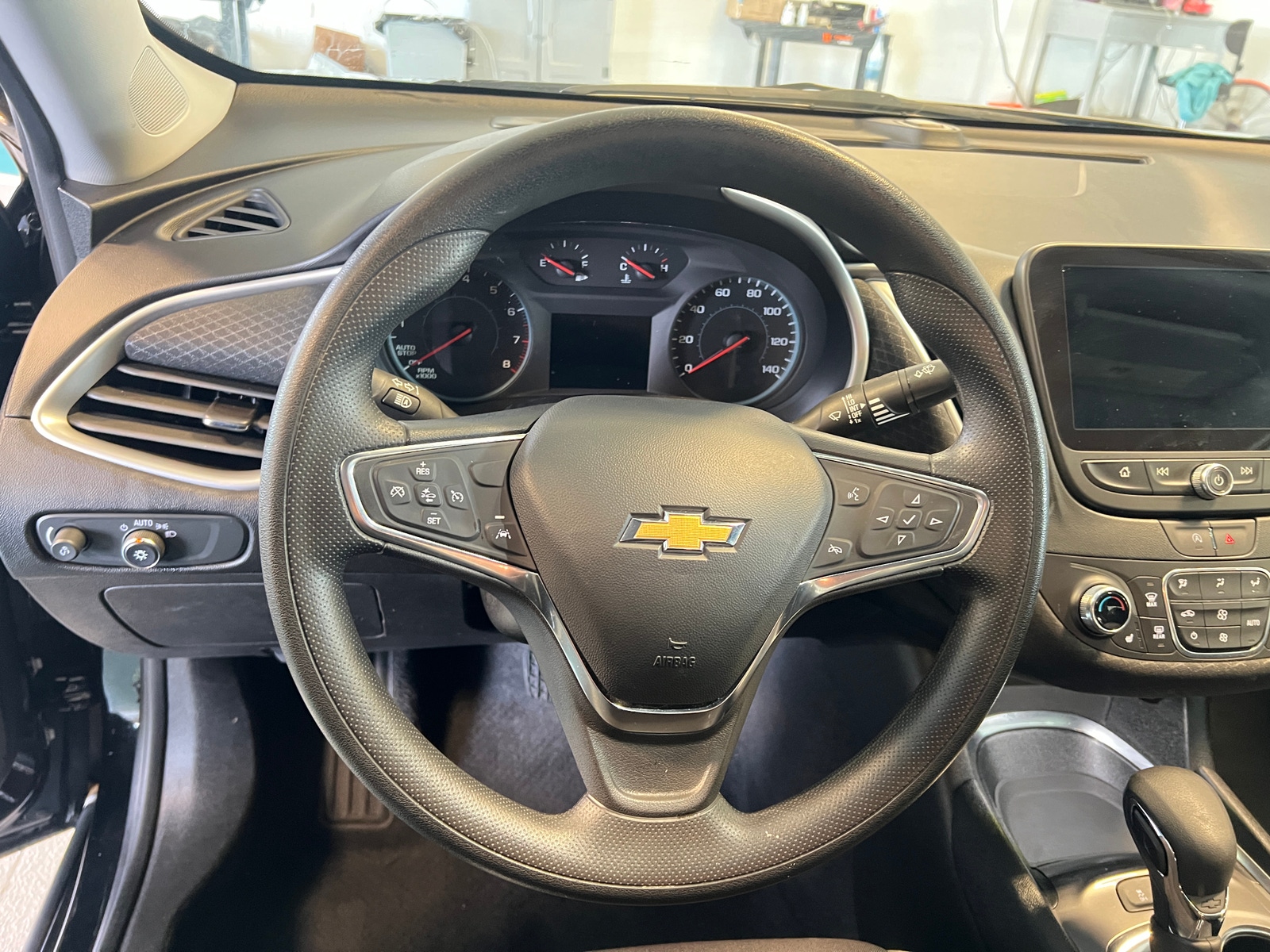 Thumbnail: 2024 Chevrolet Malibu - 5