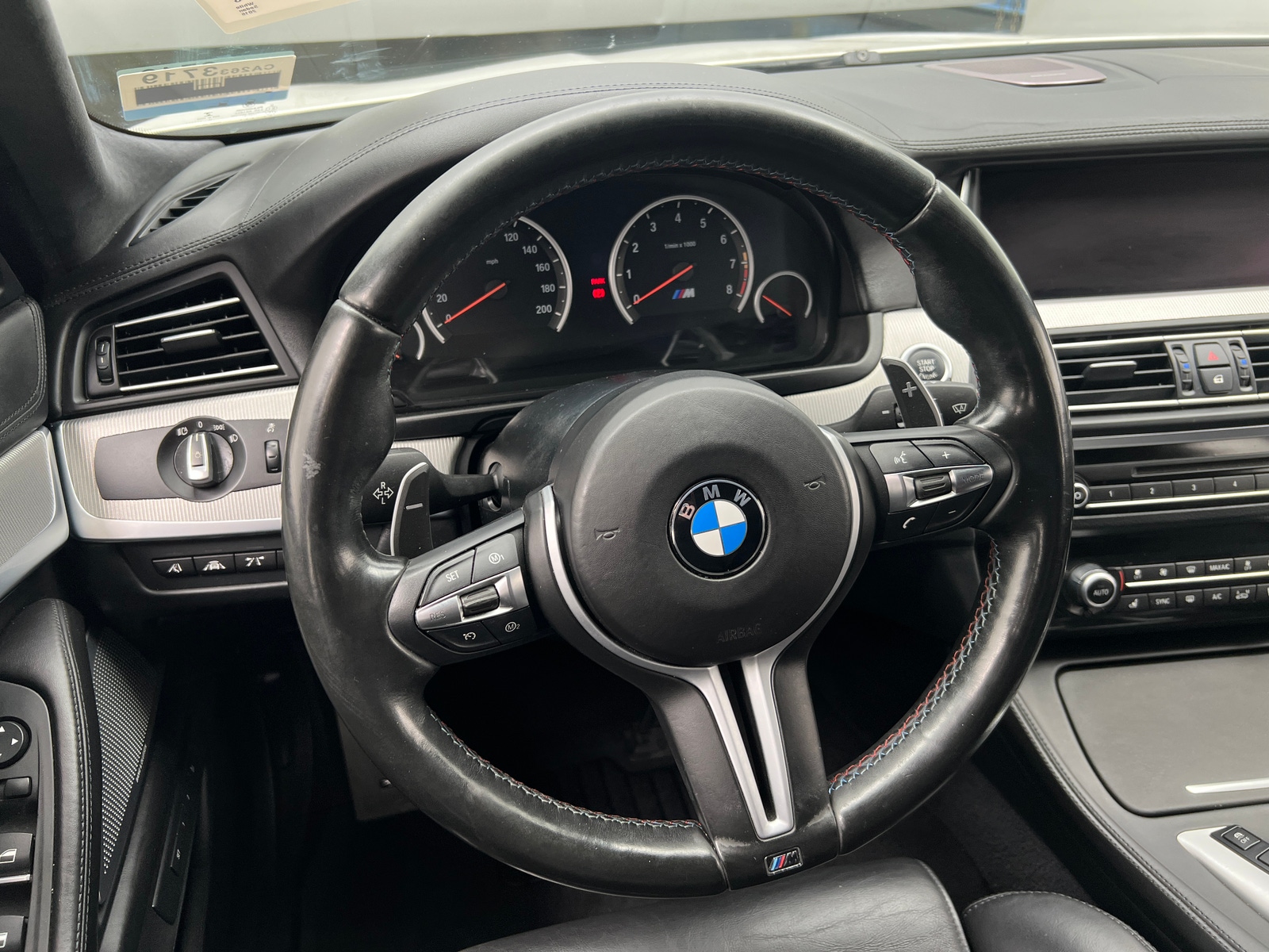 Thumbnail: 2016 BMW M5 - 4
