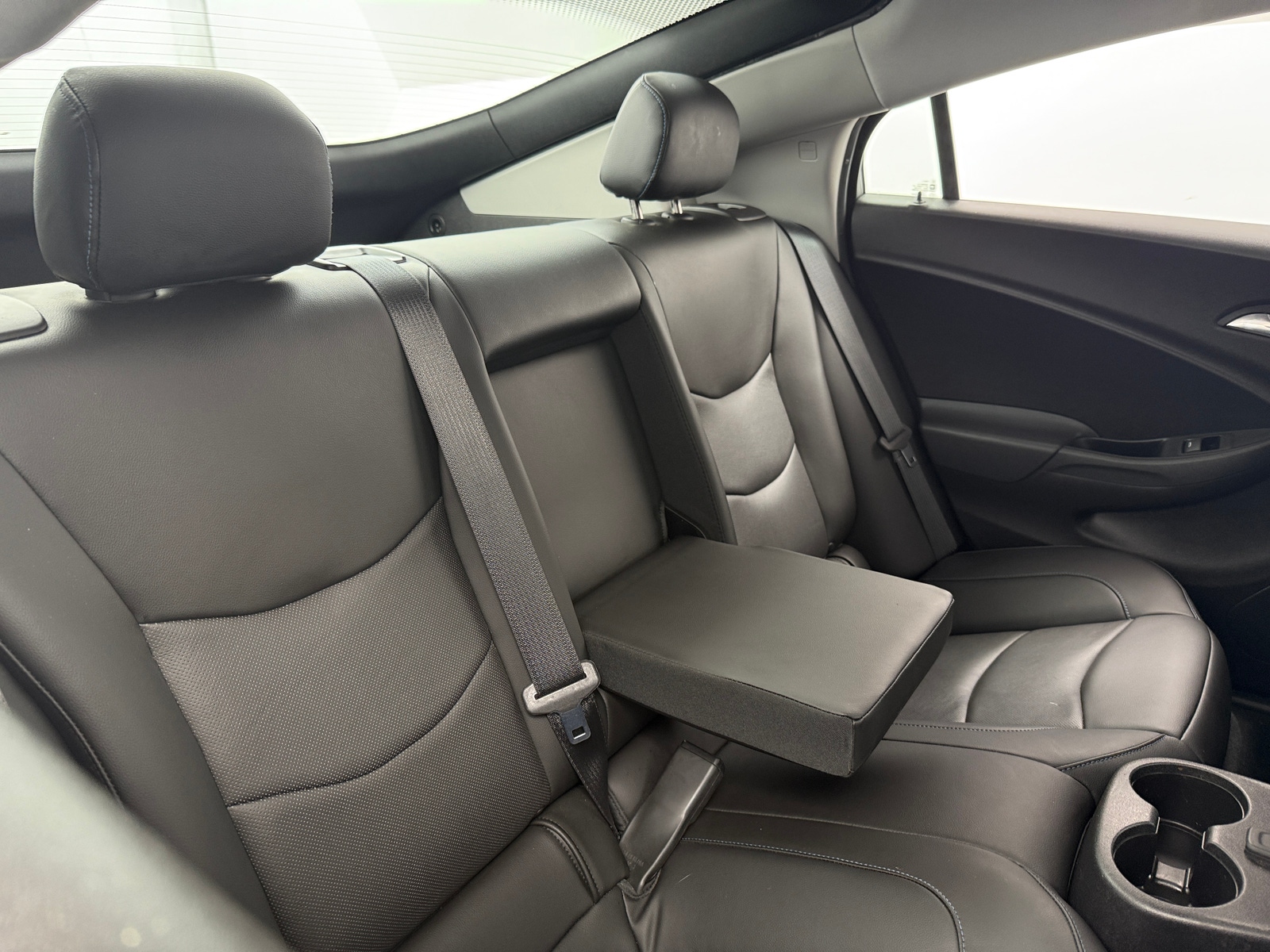 Thumbnail: 2018 Chevrolet Volt - 5