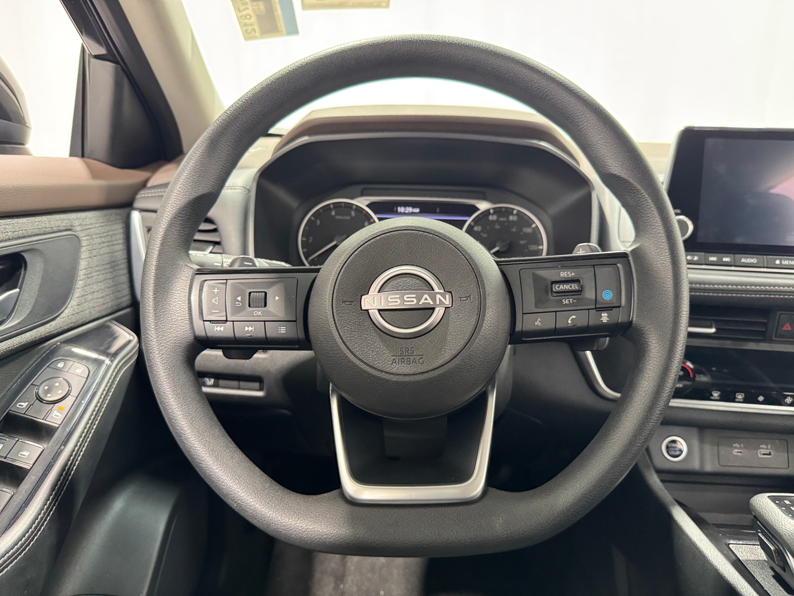 Thumbnail: 2023 Nissan Rogue - 5