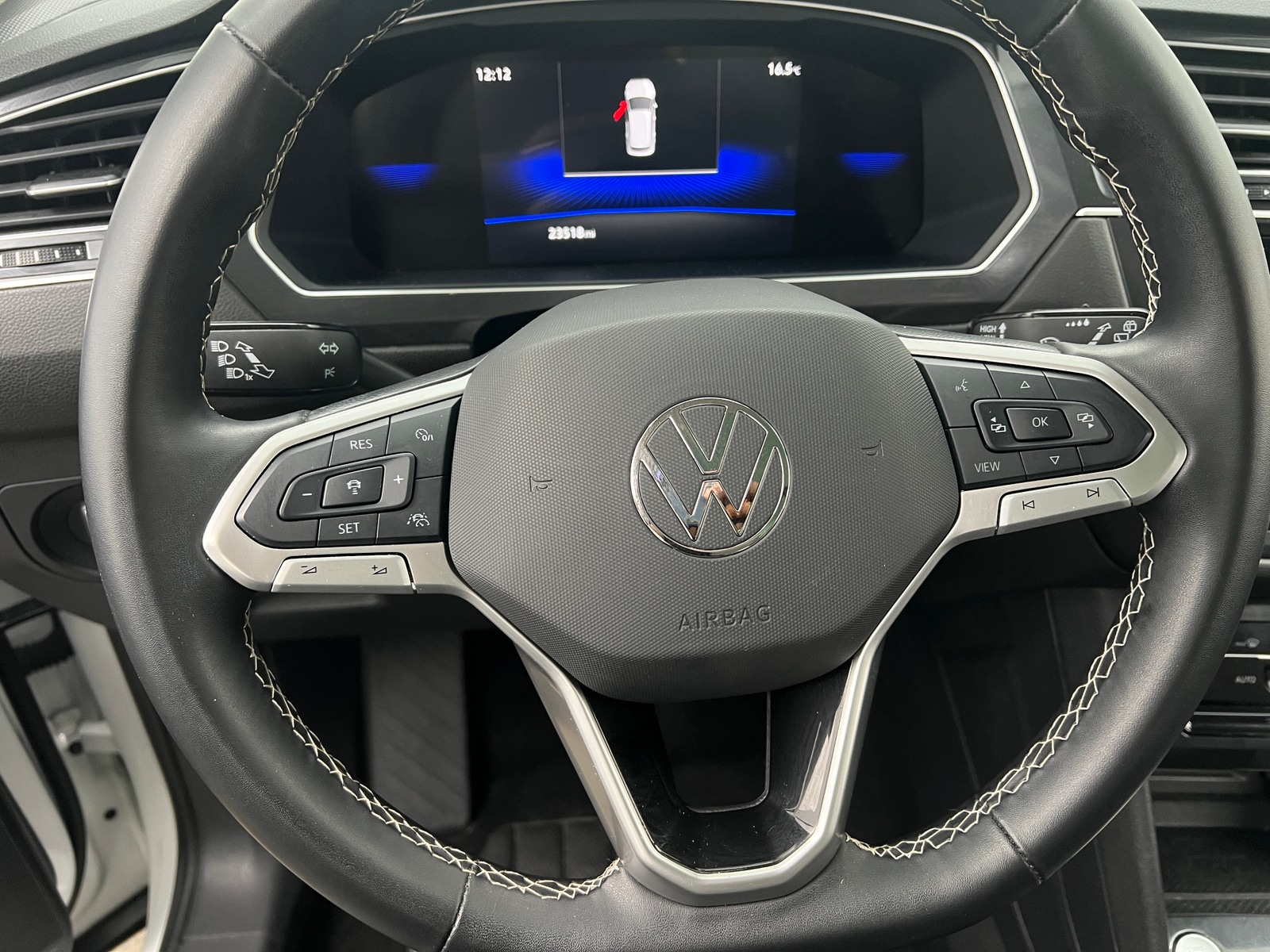 Thumbnail: 2024 Volkswagen Tiguan - 4
