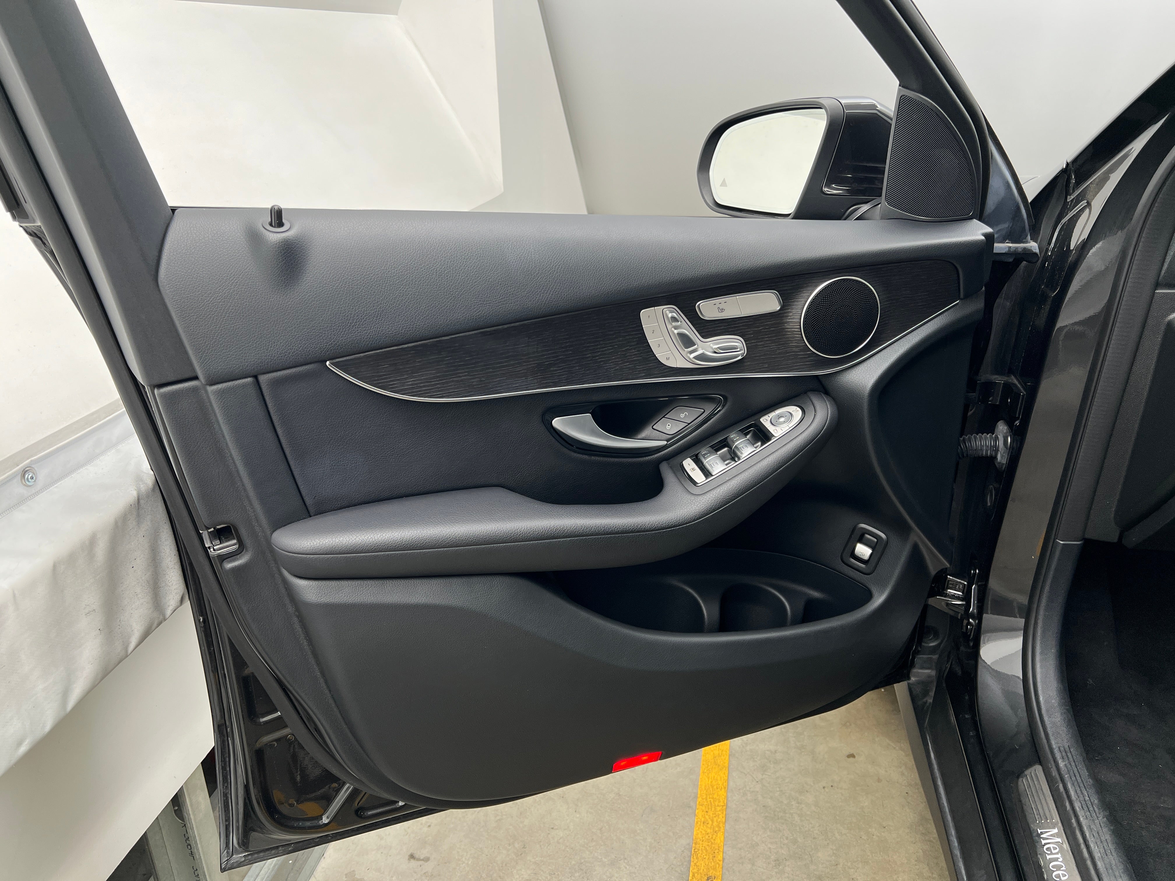 2022 Mercedes-Benz GLC