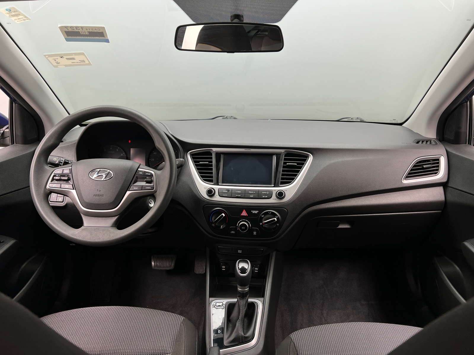 Thumbnail: 2022 Hyundai Accent - 3