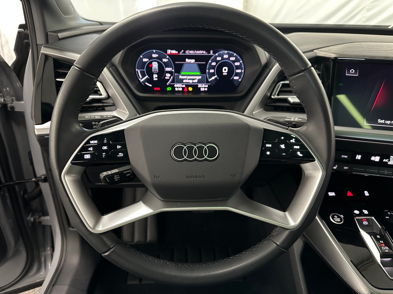 Thumbnail: 2024 Audi Q4 e-tron - 4