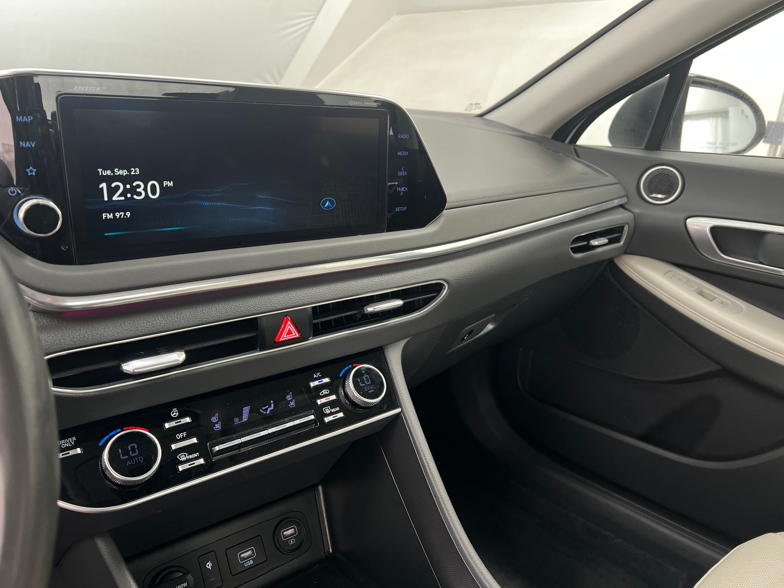 Thumbnail: 2021 Hyundai Sonata - 3