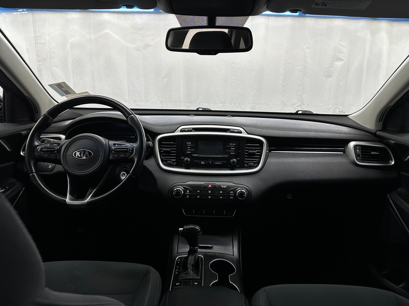 Thumbnail: 2016 Kia Sorento - 3