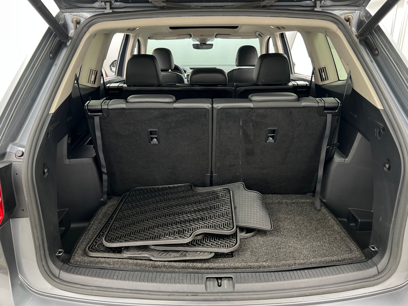 Thumbnail: 2019 Volkswagen Atlas - 6