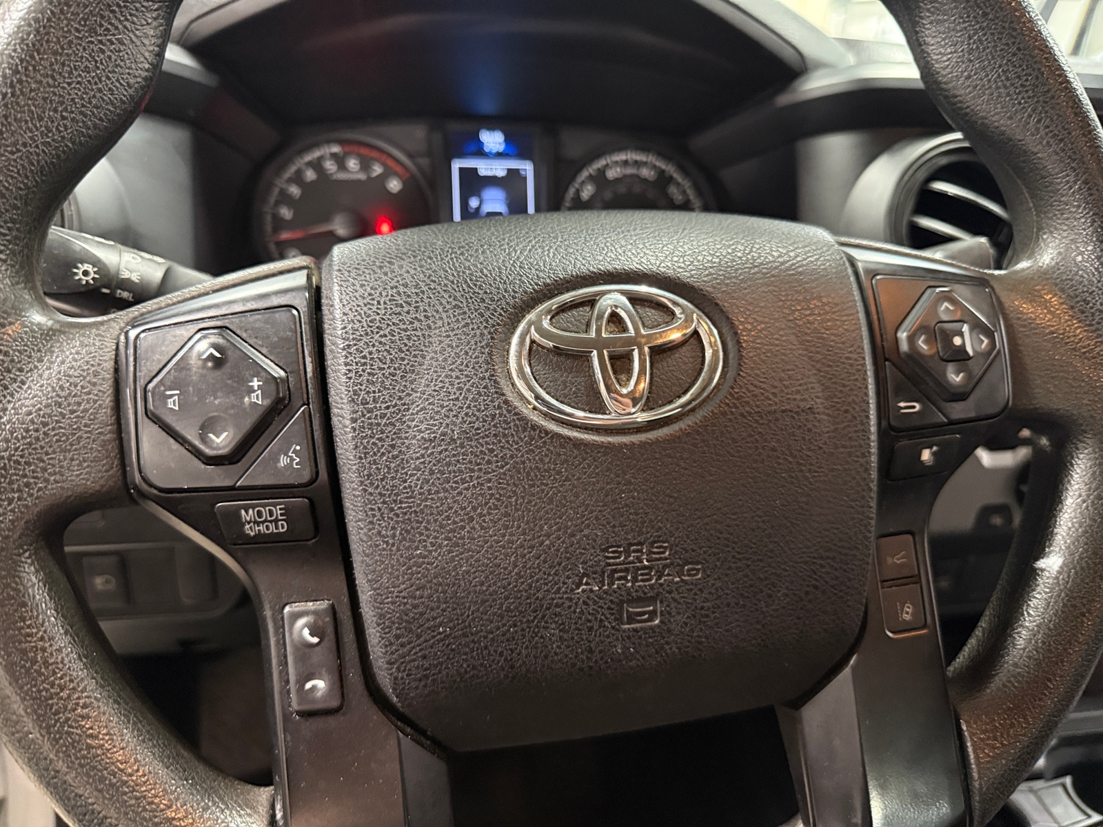 Thumbnail: 2022 Toyota Tacoma - 5