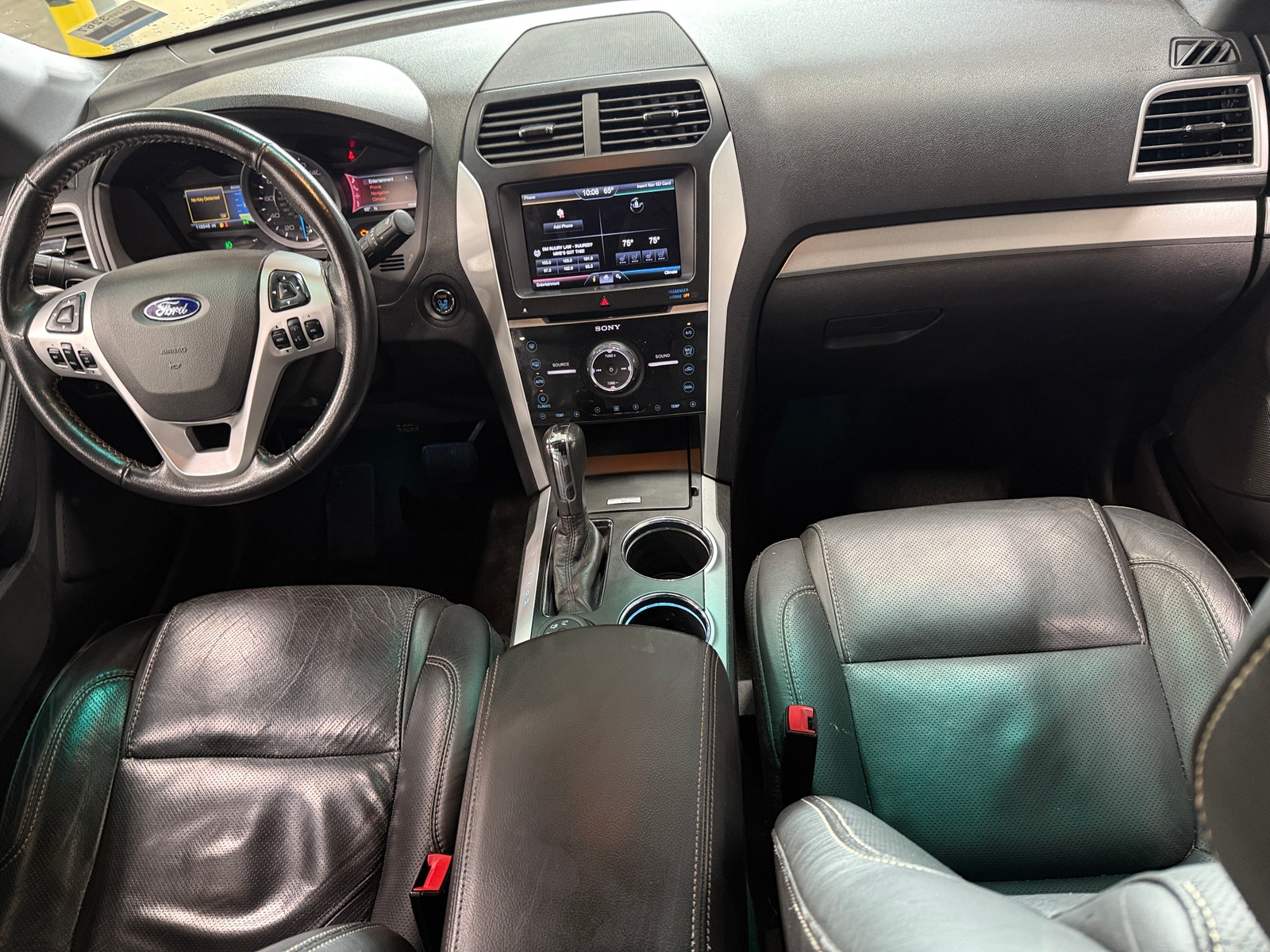 Thumbnail: 2013 Ford Explorer - 2