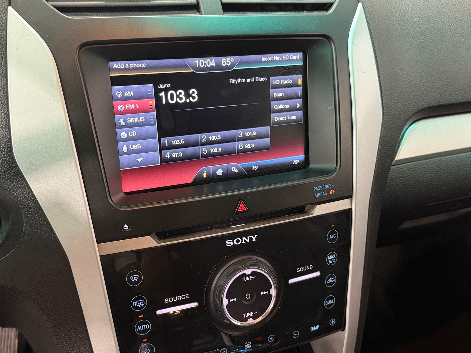 Thumbnail: 2013 Ford Explorer - 3