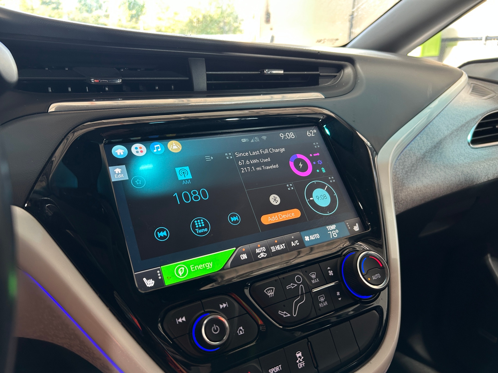 Thumbnail: 2020 Chevrolet Bolt EV - 3