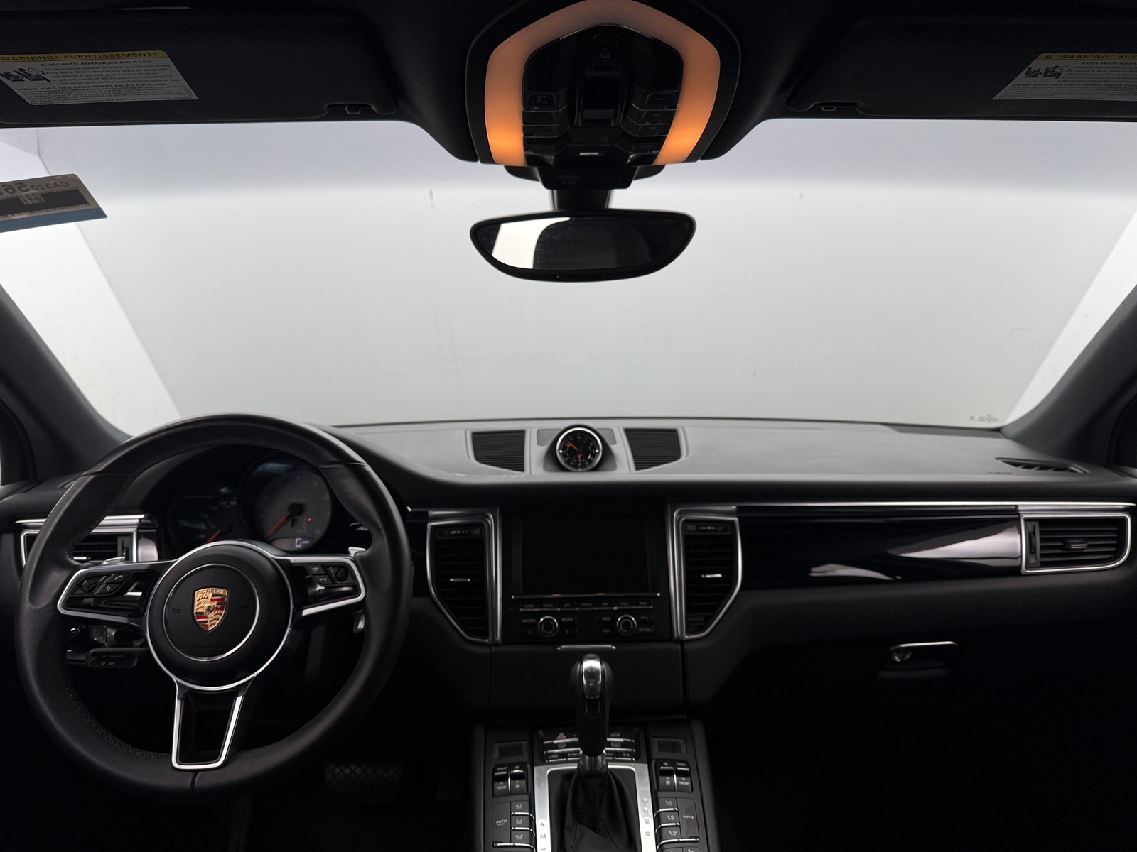 Thumbnail: 2015 Porsche Macan - 2