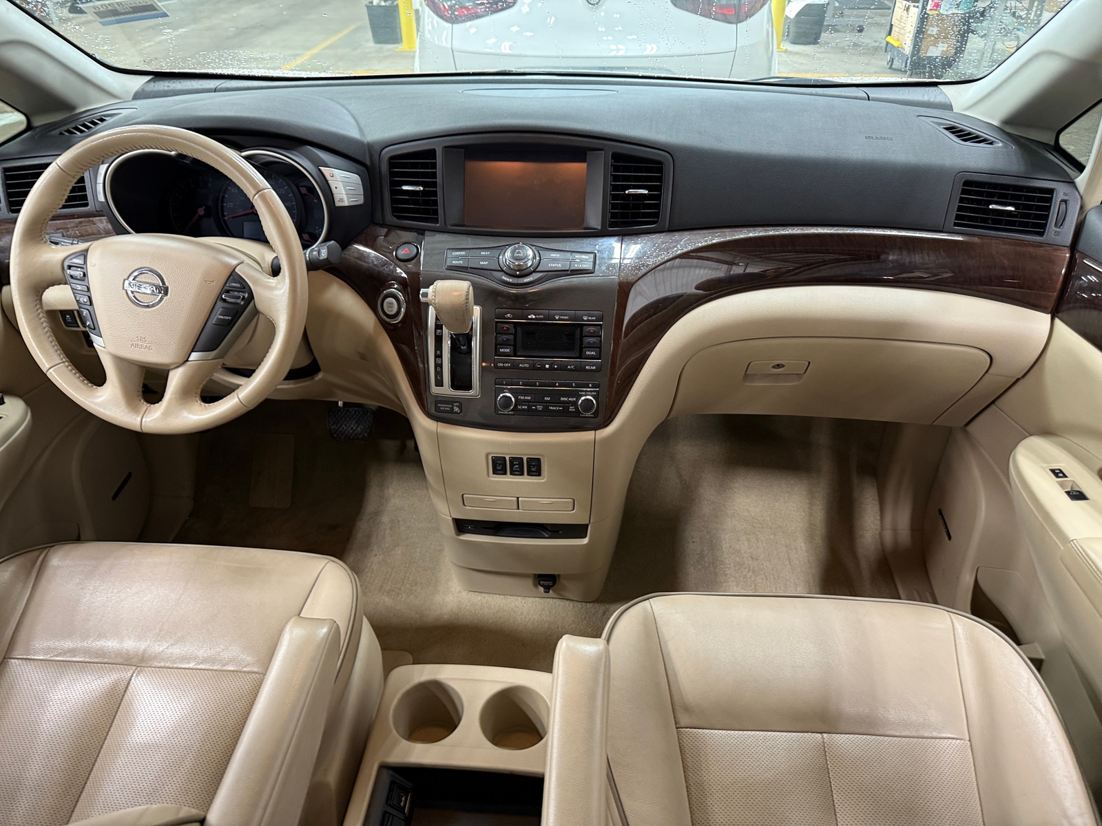 Thumbnail: 2015 Nissan Quest - 2