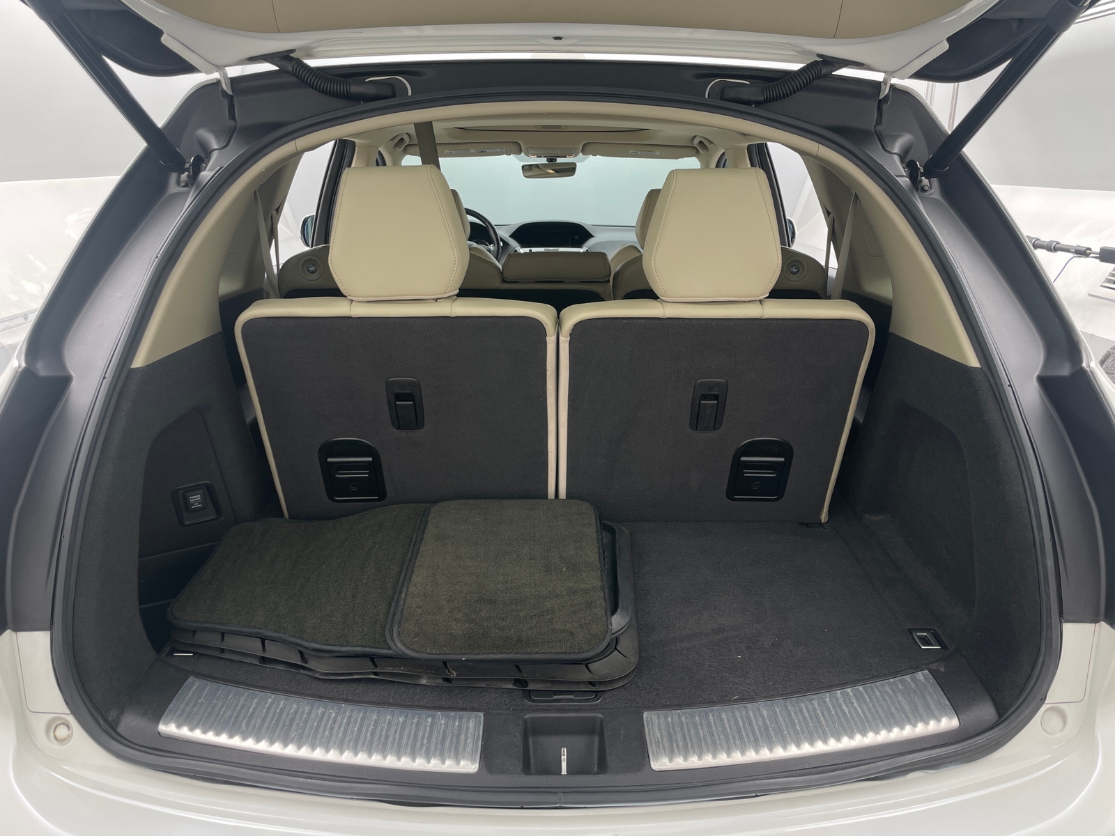 Thumbnail: 2016 Acura MDX - 6