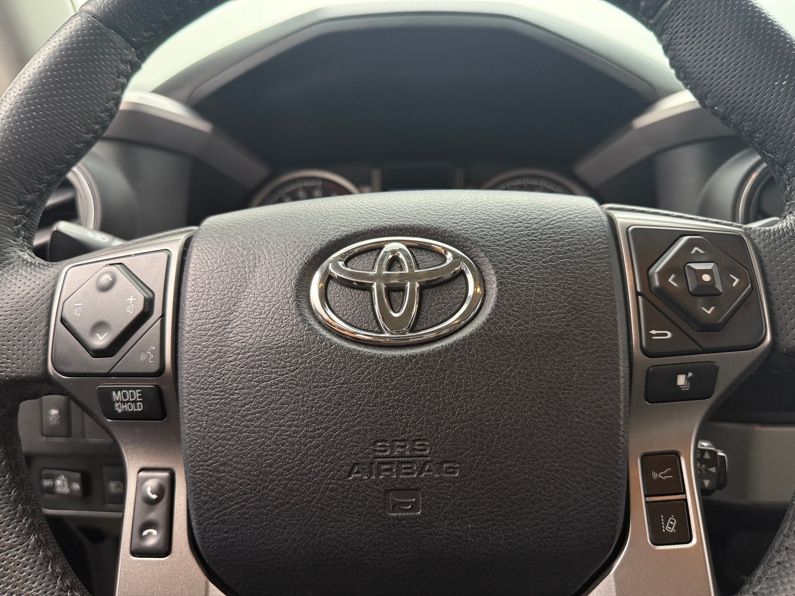 Thumbnail: 2020 Toyota Tacoma - 5