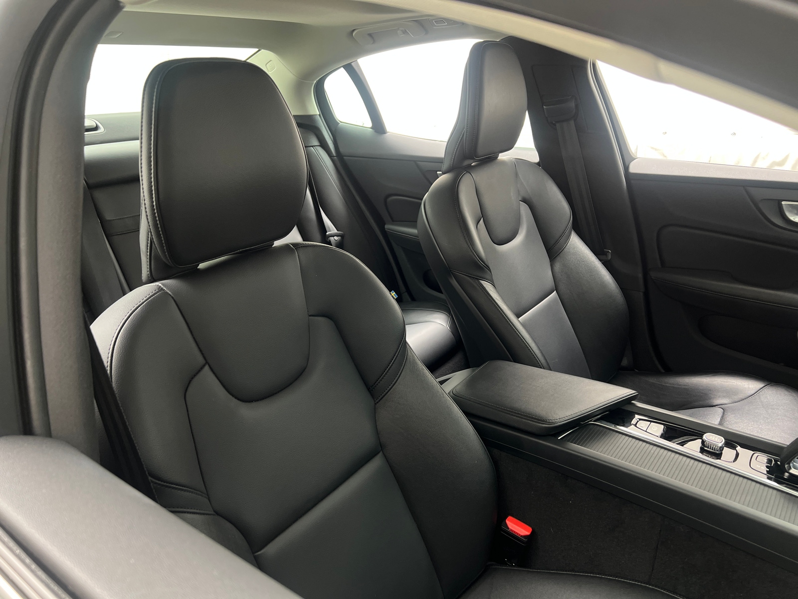 Thumbnail: 2024 Volvo S60 - 2