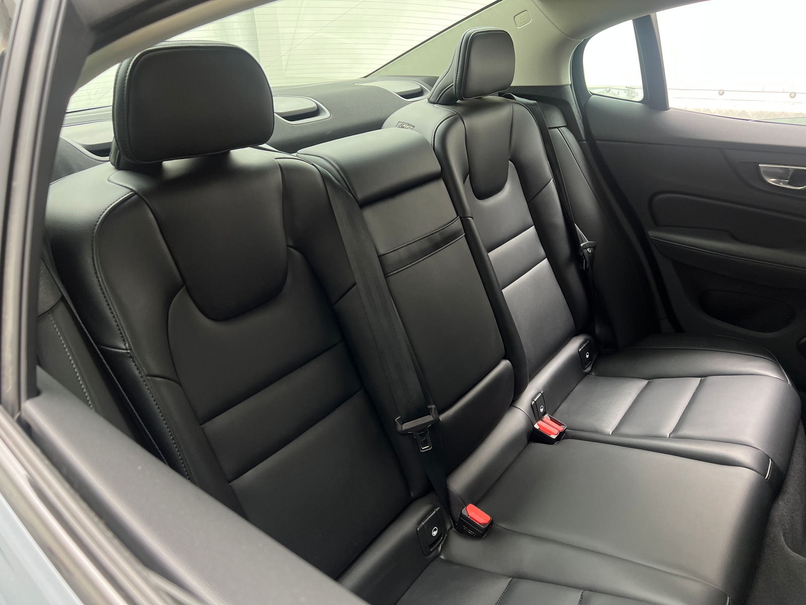 Thumbnail: 2024 Volvo S60 - 6
