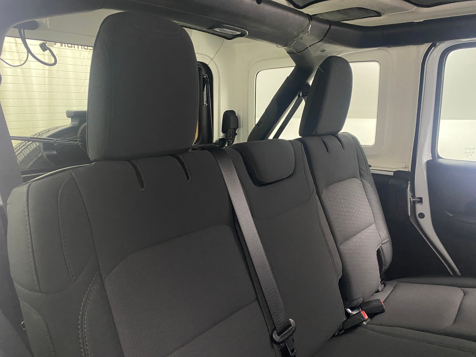 Thumbnail: 2021 Jeep Wrangler - 6