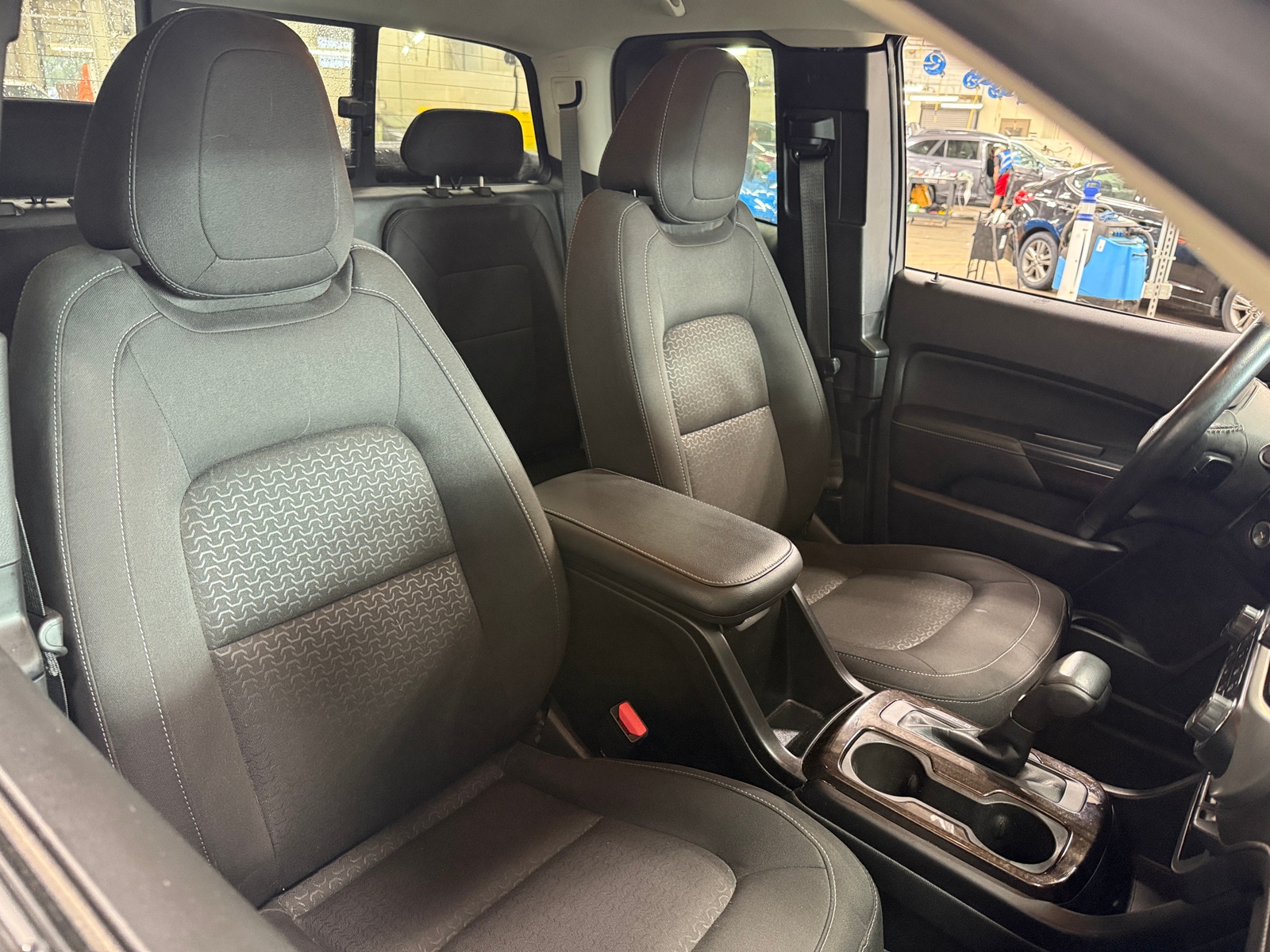 Thumbnail: 2019 GMC Canyon - 2