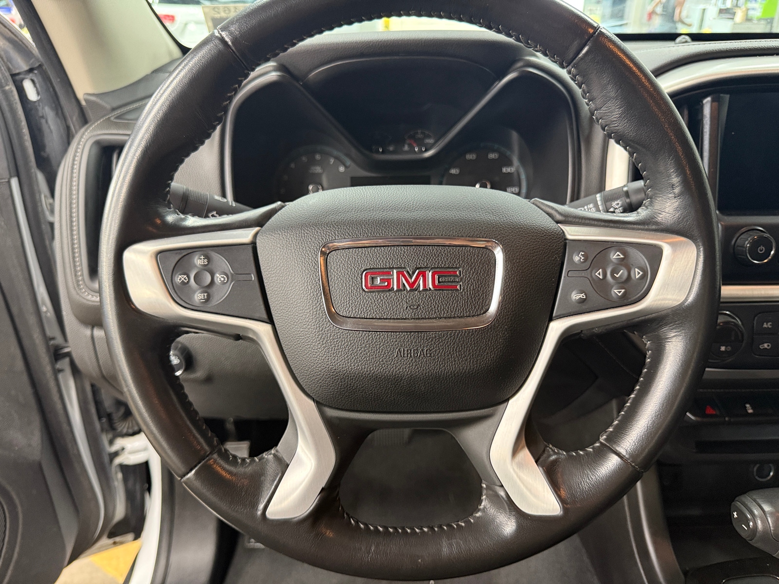 Thumbnail: 2019 GMC Canyon - 5
