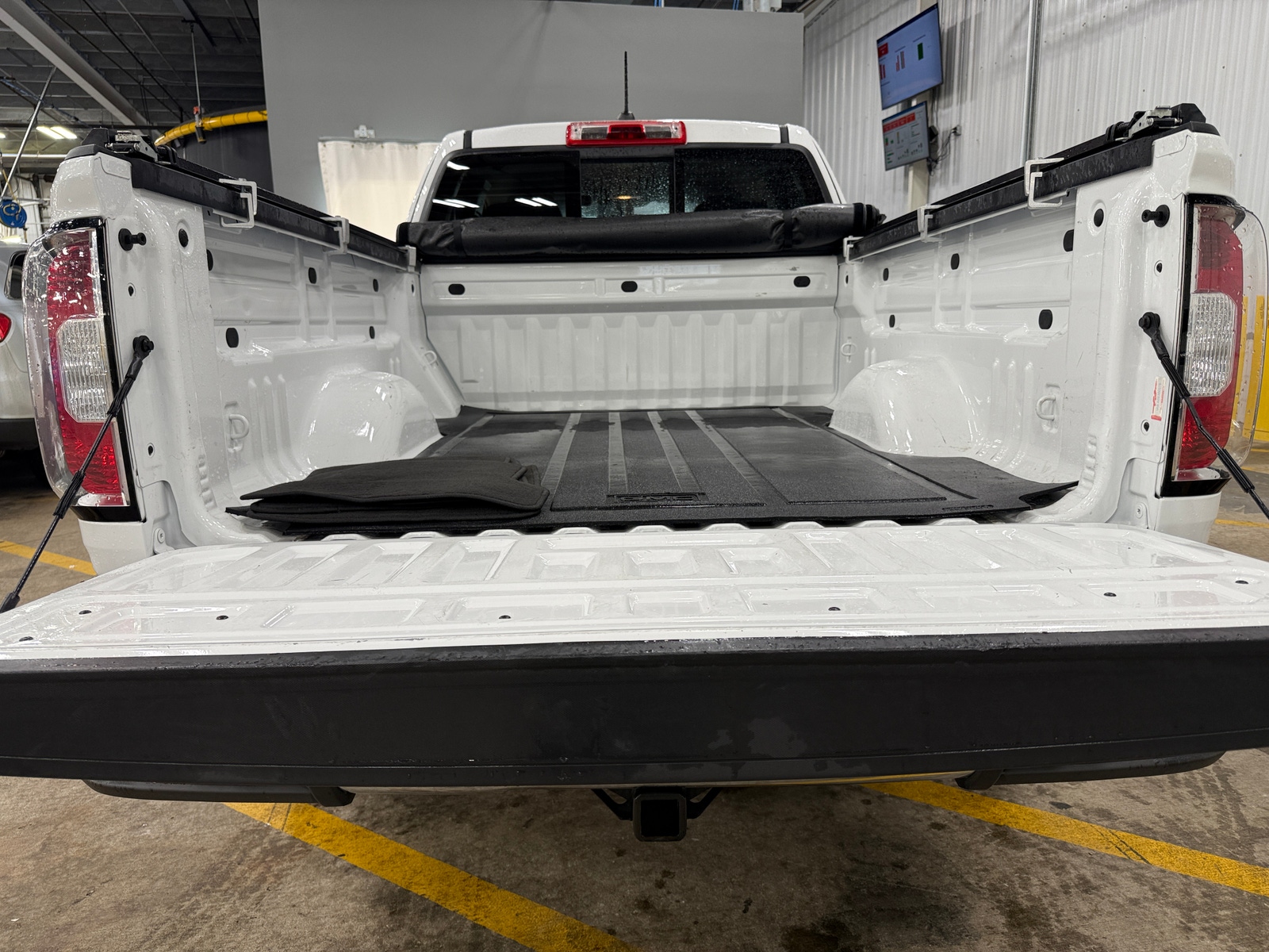 Thumbnail: 2019 GMC Canyon - 7