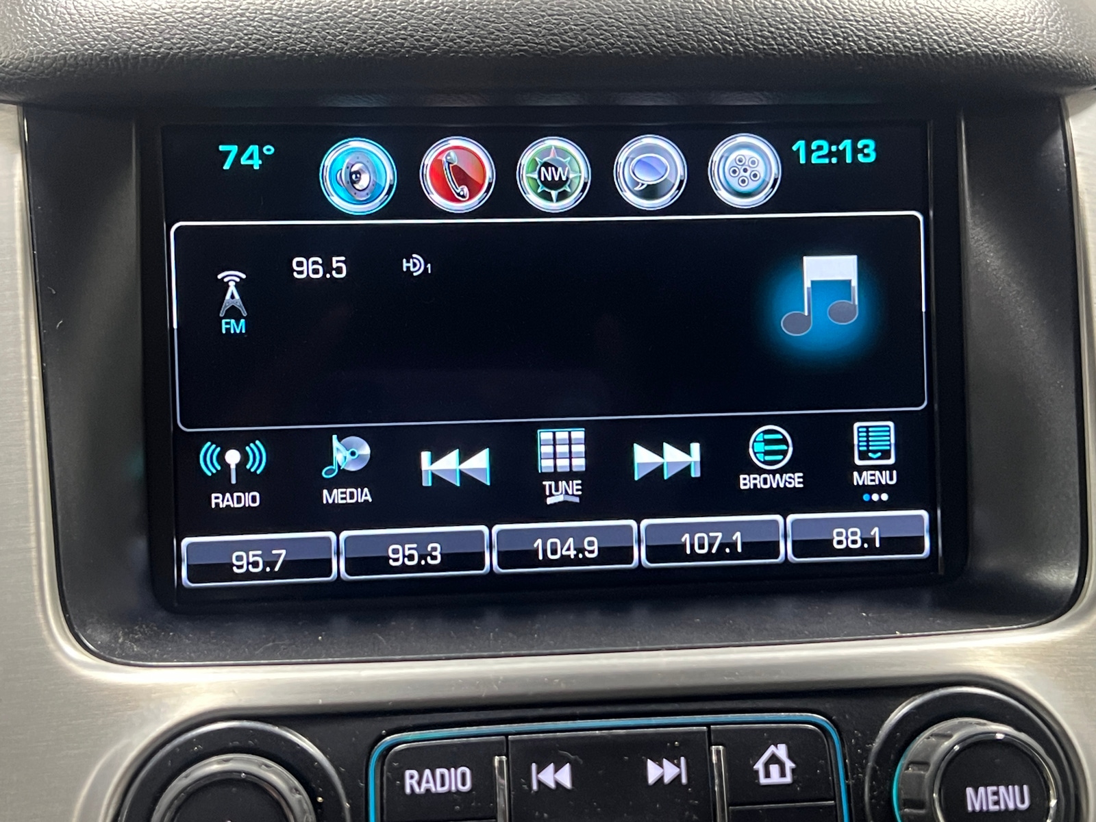 Thumbnail: 2019 GMC Yukon XL - 3
