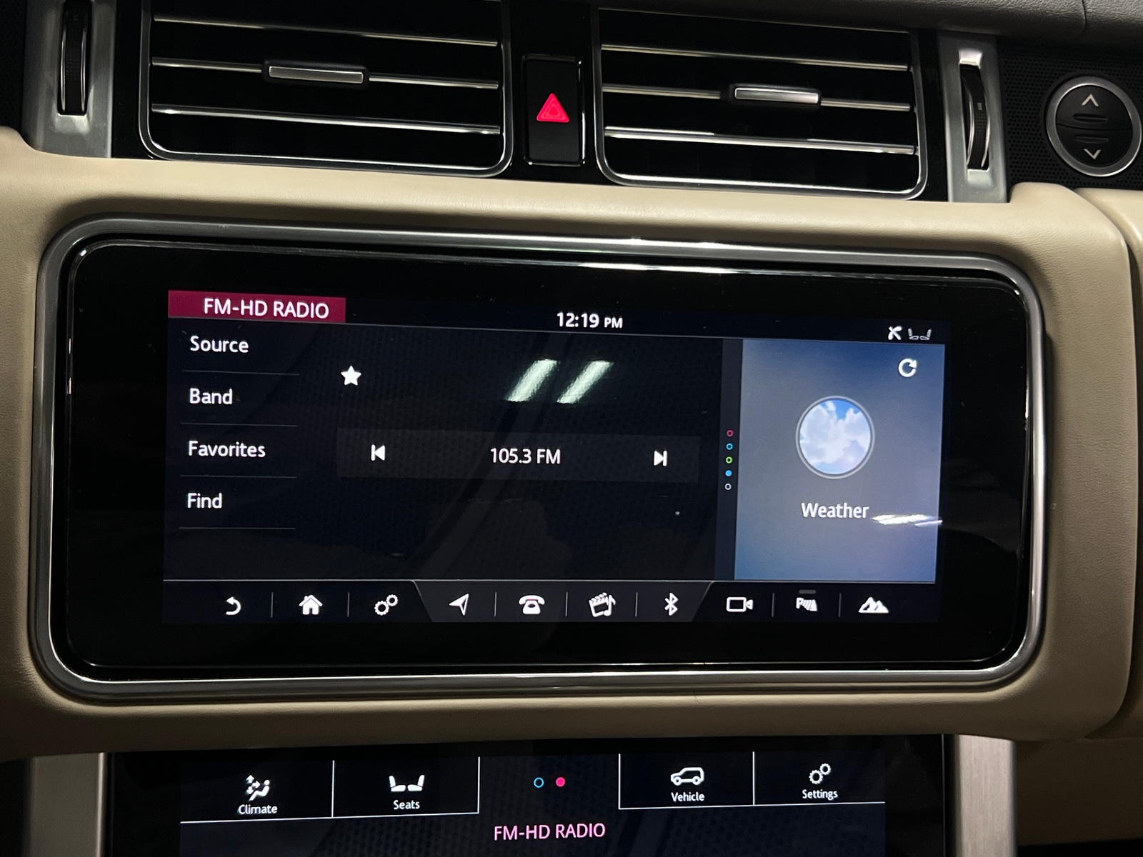 Thumbnail: 2019 Land Rover Range Rover - 3