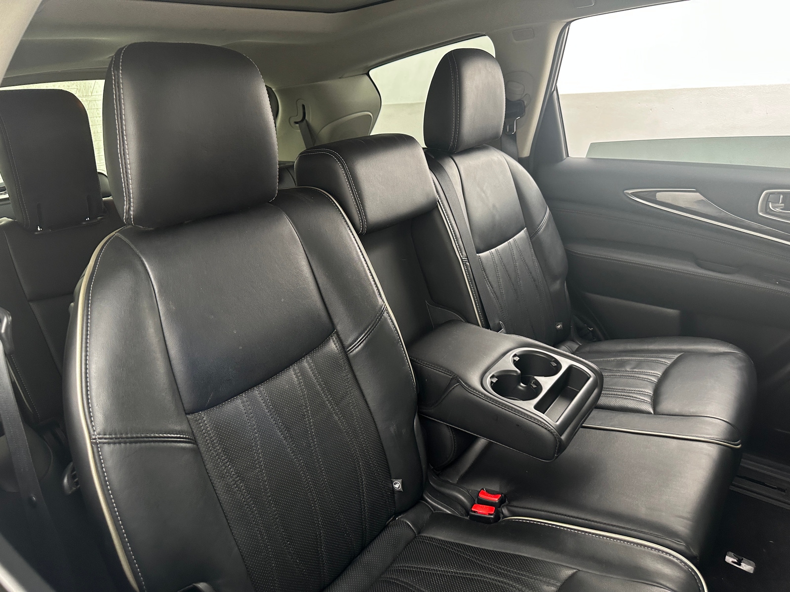 Thumbnail: 2017 INFINITI QX60 - 5