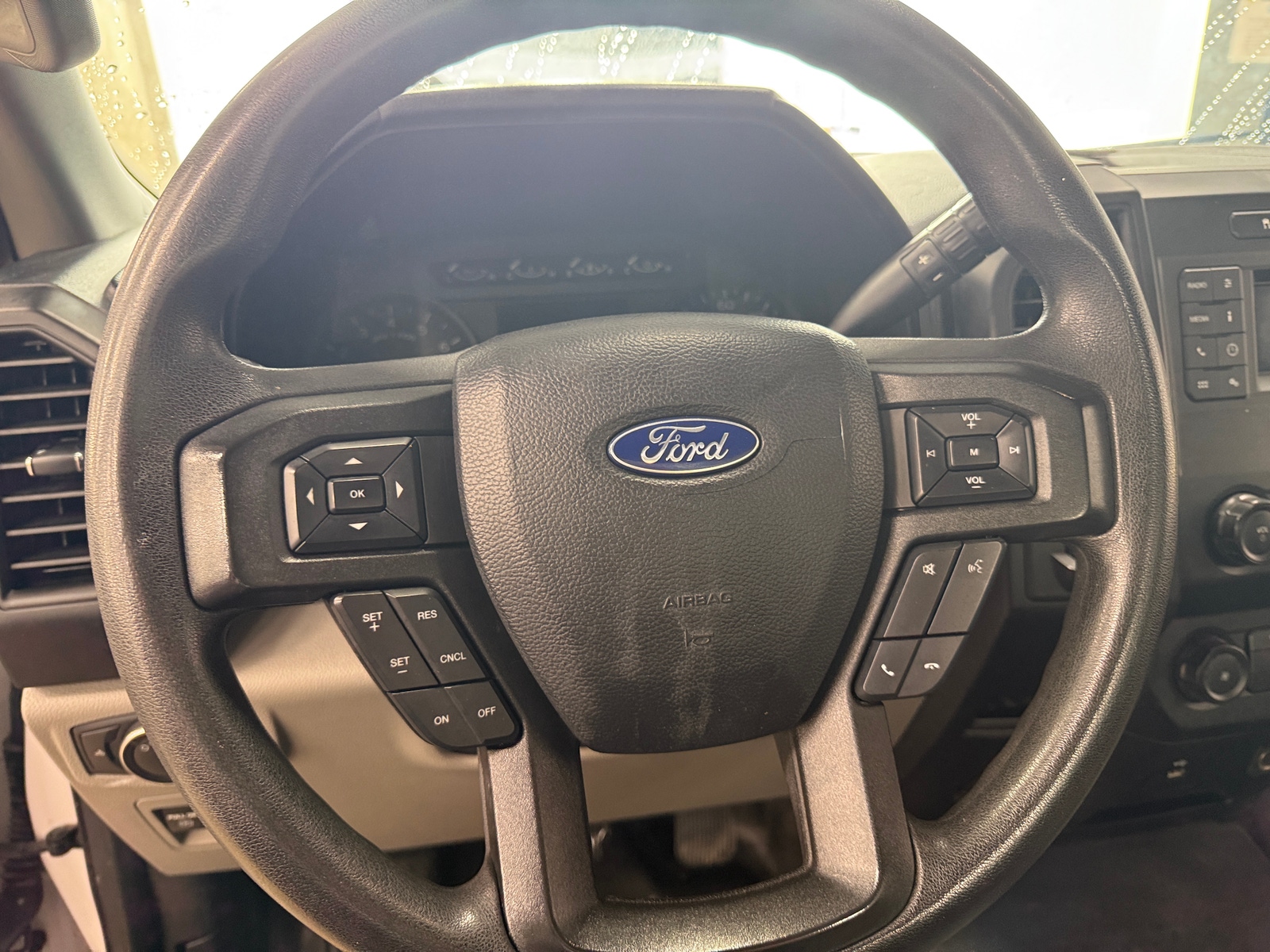 Thumbnail: 2020 Ford Econoline - 5